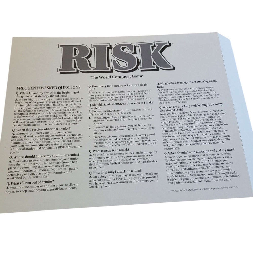 Parker Brothers Vintage 1993 Risk The World Conquest Board Game - Picture 6 of 10